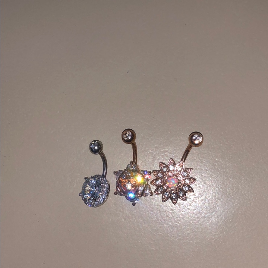 Belly Button Piercings